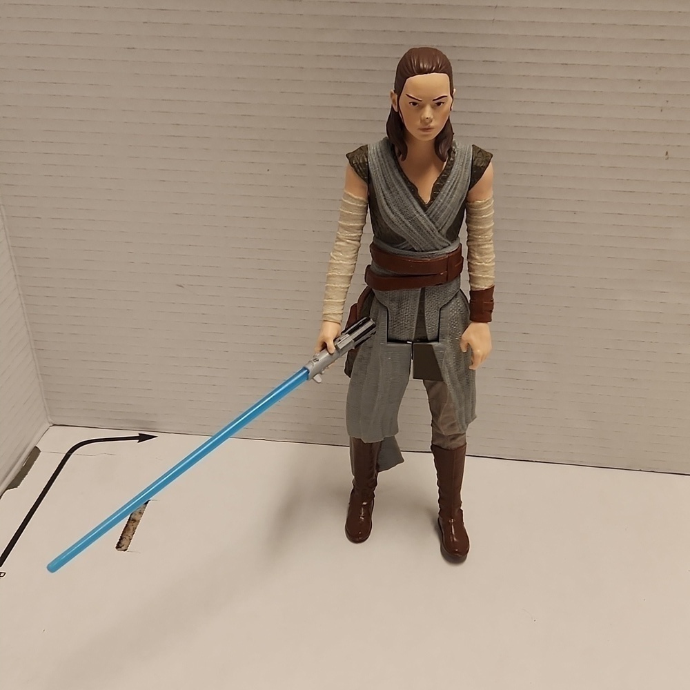 Rey Star Wars Action Figure Blue Light Saber